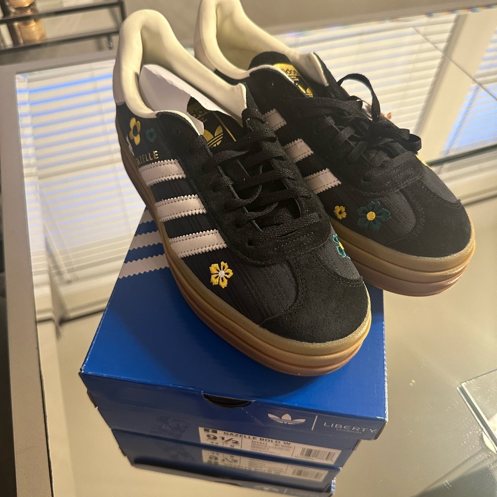 Adidas Originals x Liberty London Gazelle Bold - Picture 7 of 10